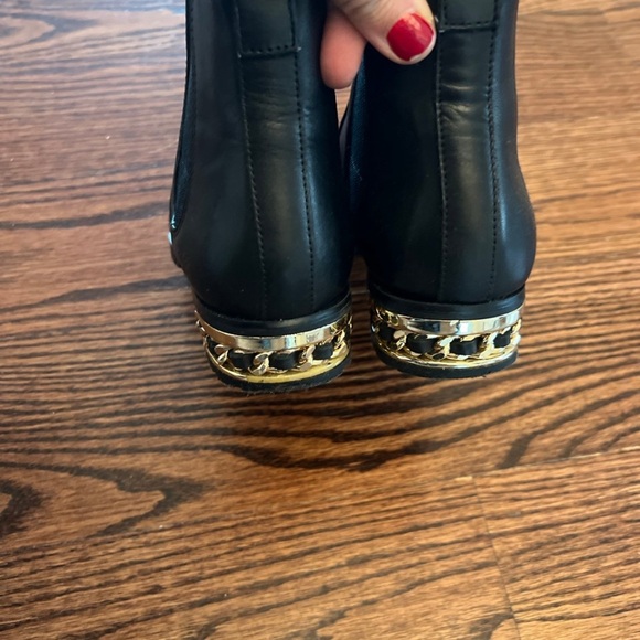 Booties - Picture 3 of 4